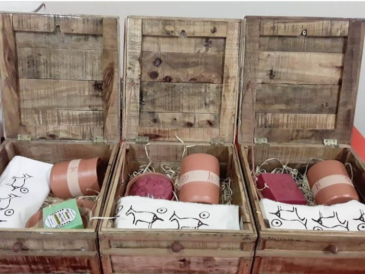 Associa&ccedil;&atilde;o das Mulheres Artes&atilde;s e Empreendedoras de Lajeado (AMAE)