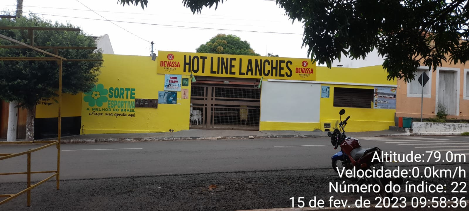 HOT LINE LANCHES