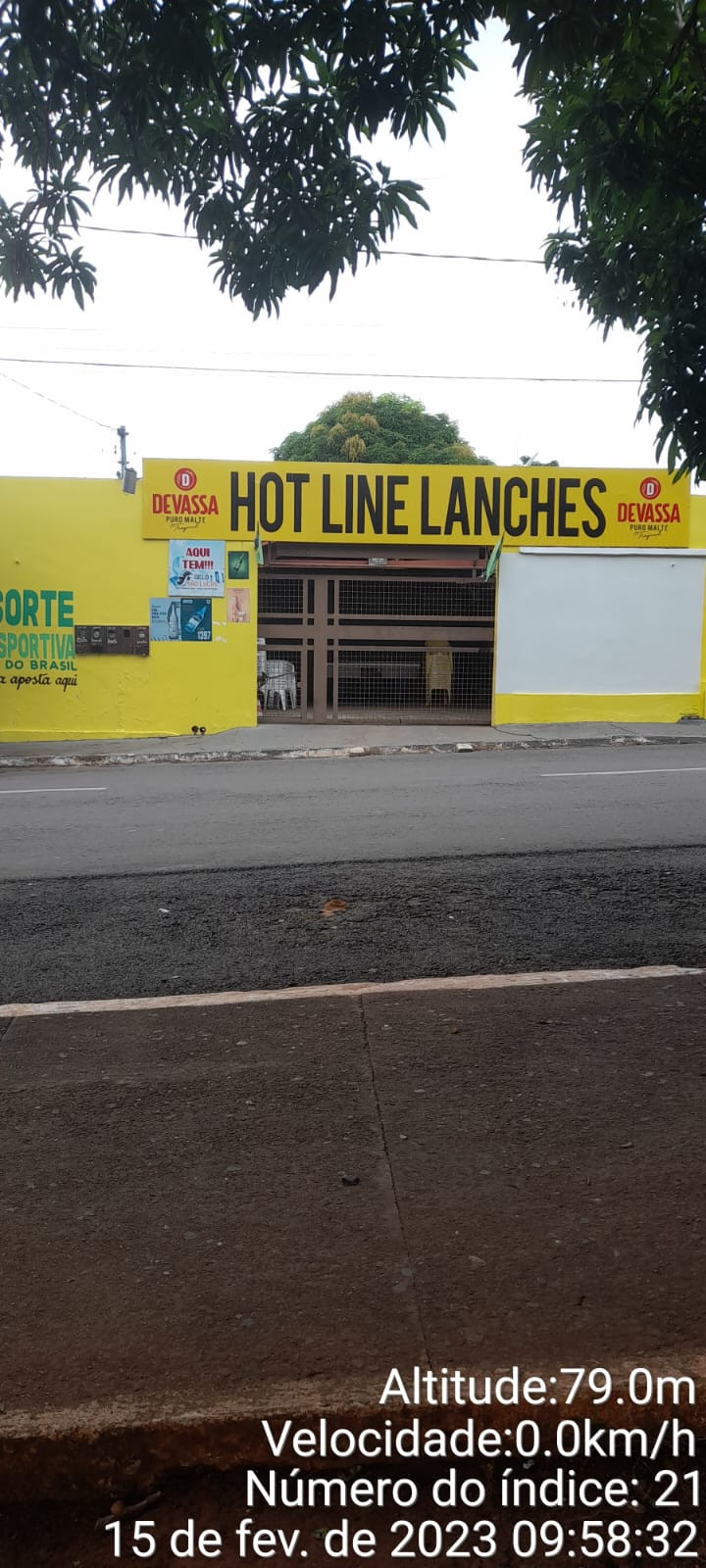 HOT LINE LANCHES