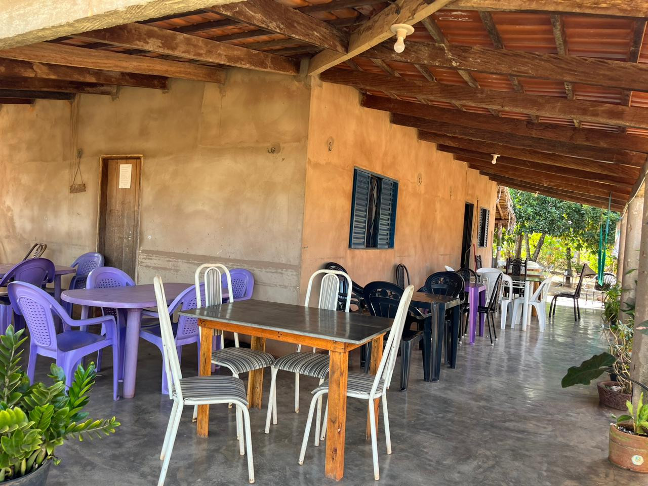 RESTAURANTE SERVE BEM