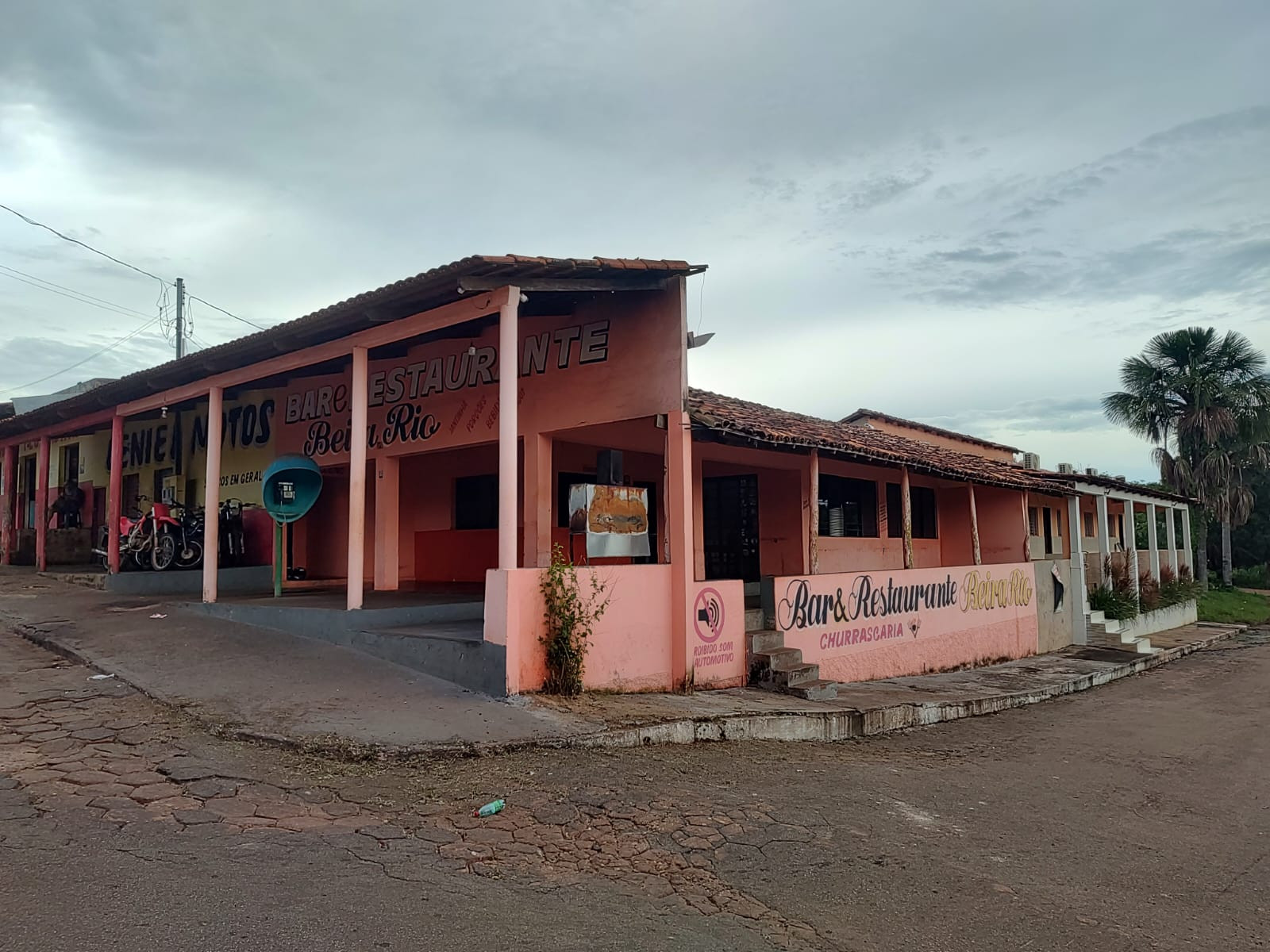 Bar e restaurante Beira Rio