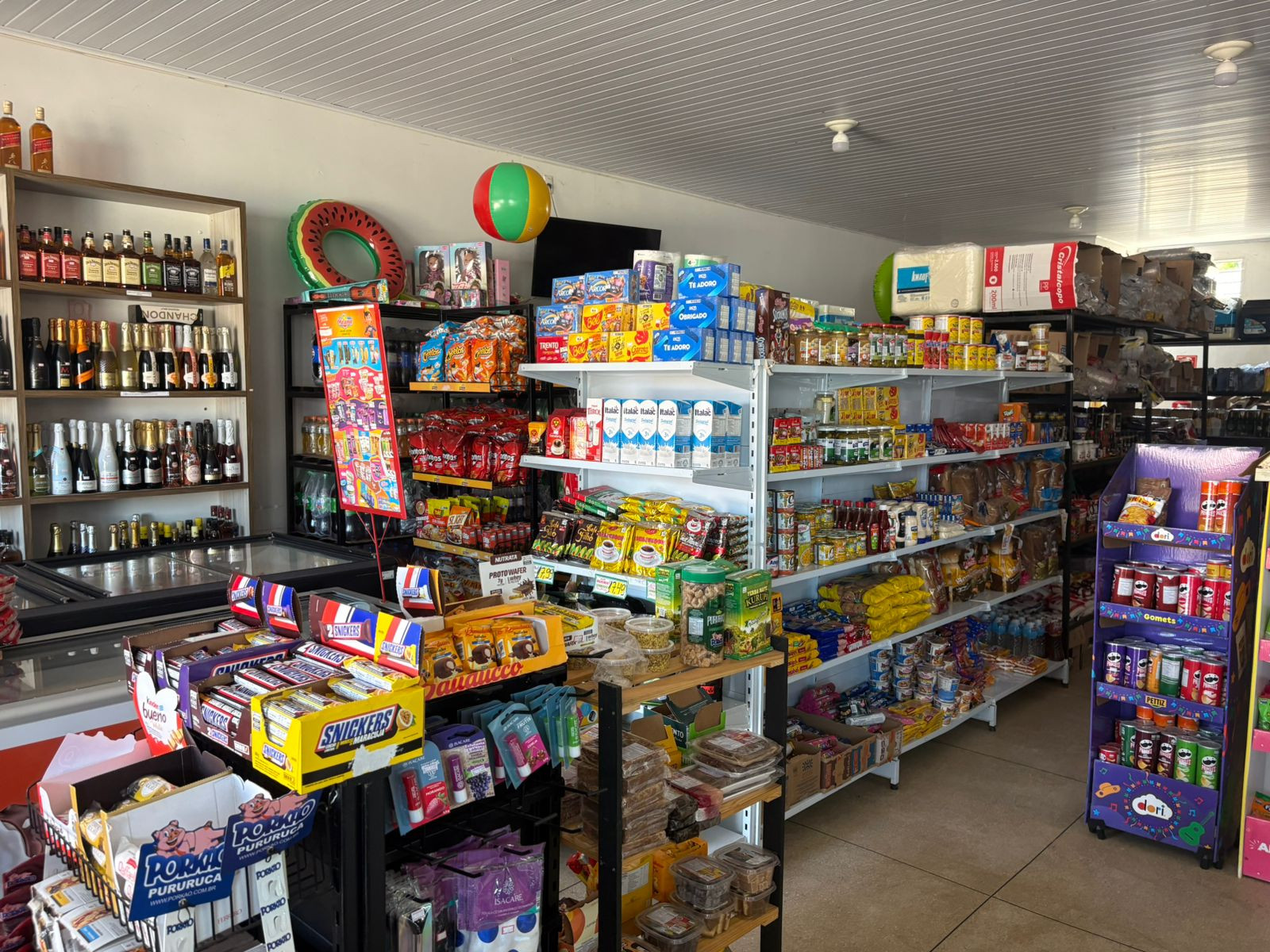 AQUARIUS CONVENIENCIA